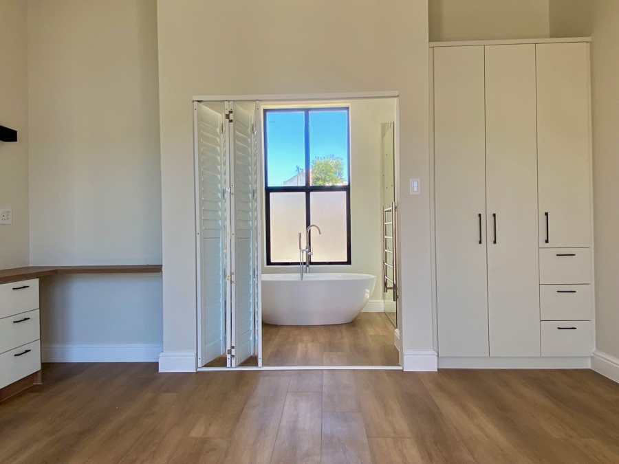 3 Bedroom Property for Sale in La Roche Western Cape